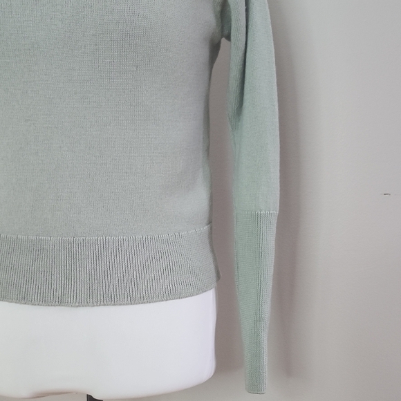 ARITZIA WILFRED 100% merino wool turtle neck crop sweater - Picture 4 of 11